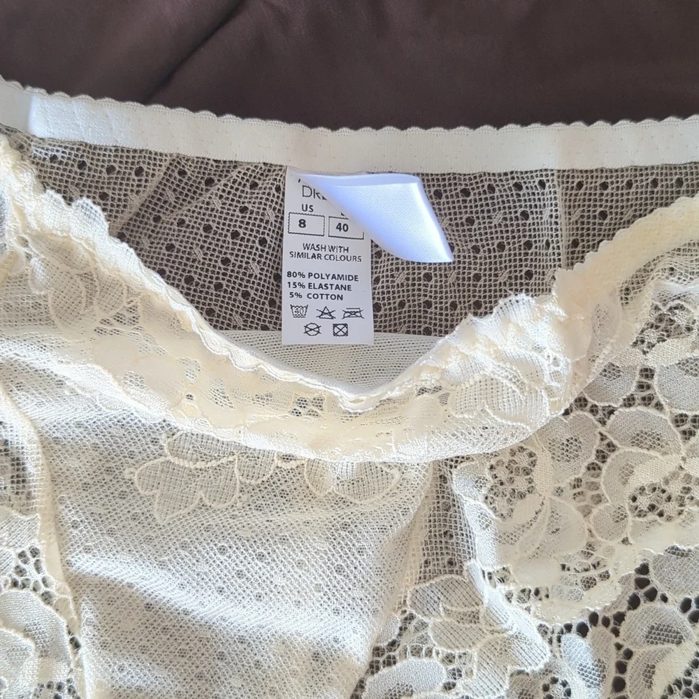 Underware - Picture 2 of 3